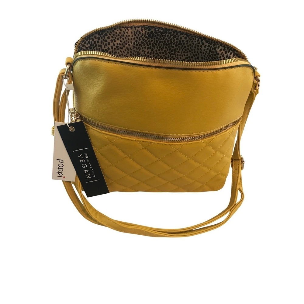 Quilted Crossbody Bag - Vegan Leather - Picture 6 of 9